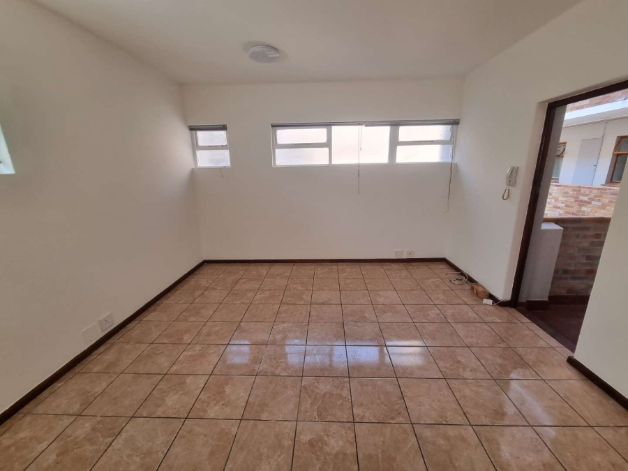 To Let 0 Bedroom Property for Rent in Sea Point Western Cape